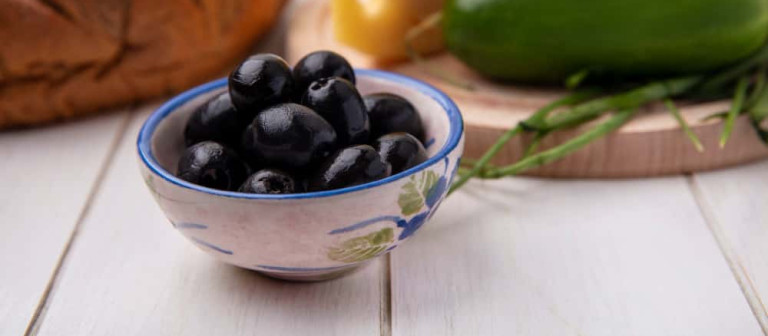 aceitunas negras propiedades